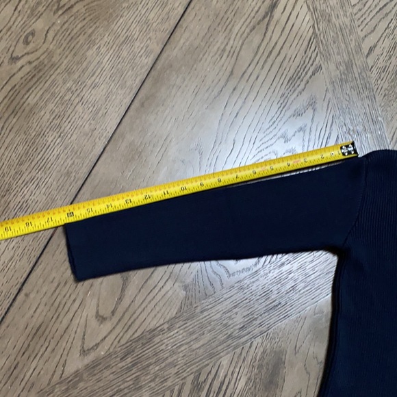 Baby Mara size 5 sweater - Picture 8 of 9